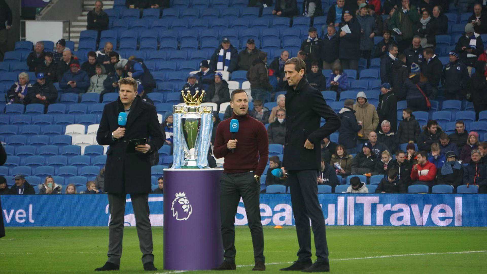 他可能正在 他可能正在