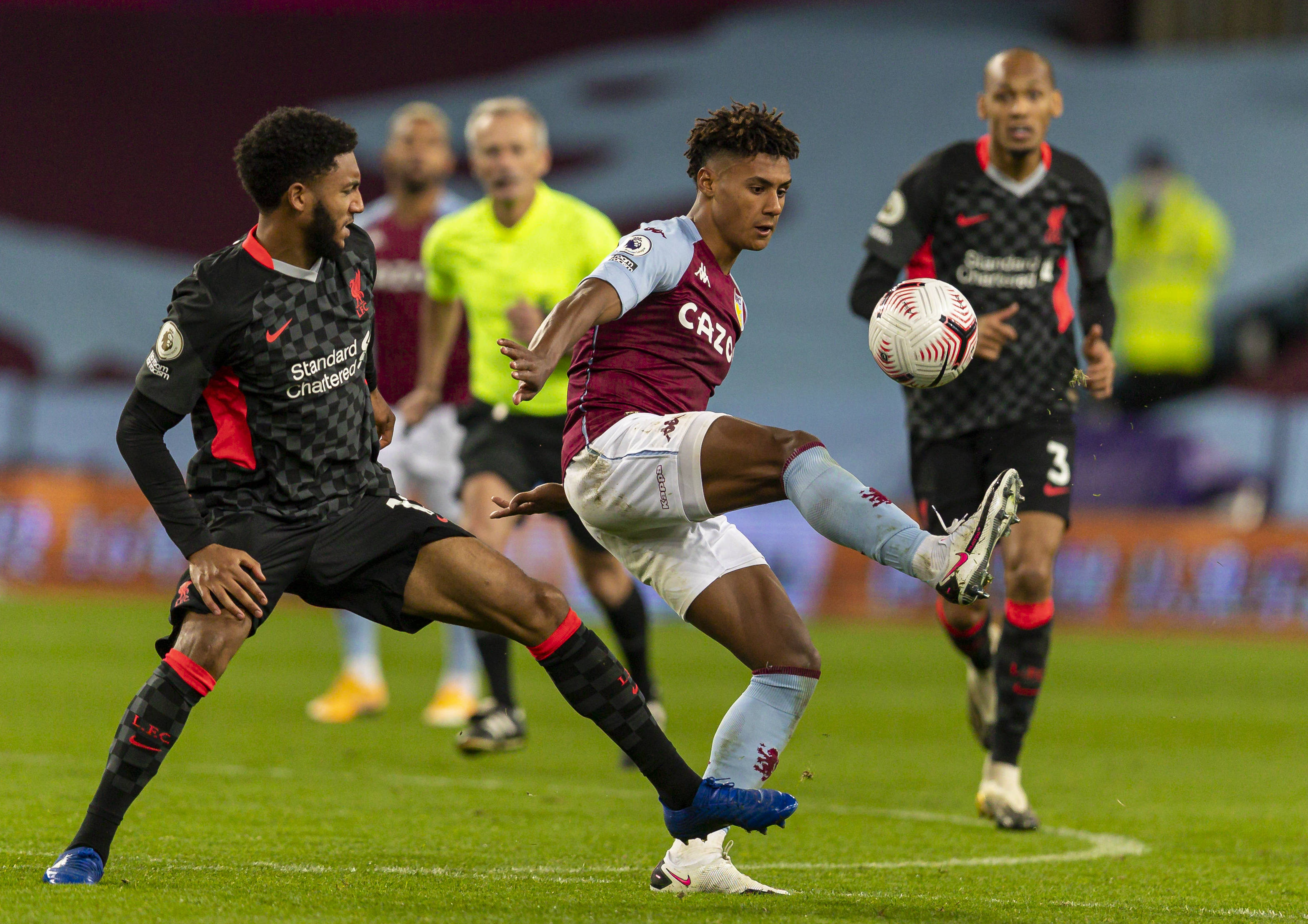 曾经效力于 曾经效力于